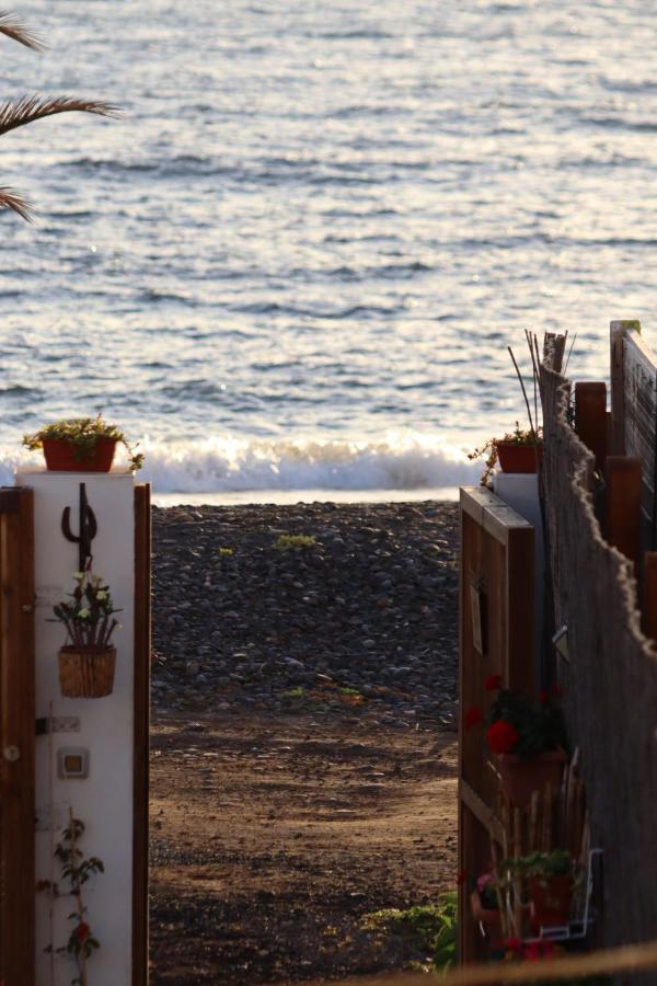 Apartamento Con Encanto En La Playa Frente Al Mar "Posada Rent House" Пуерто-дель-Росаріо Екстер'єр фото